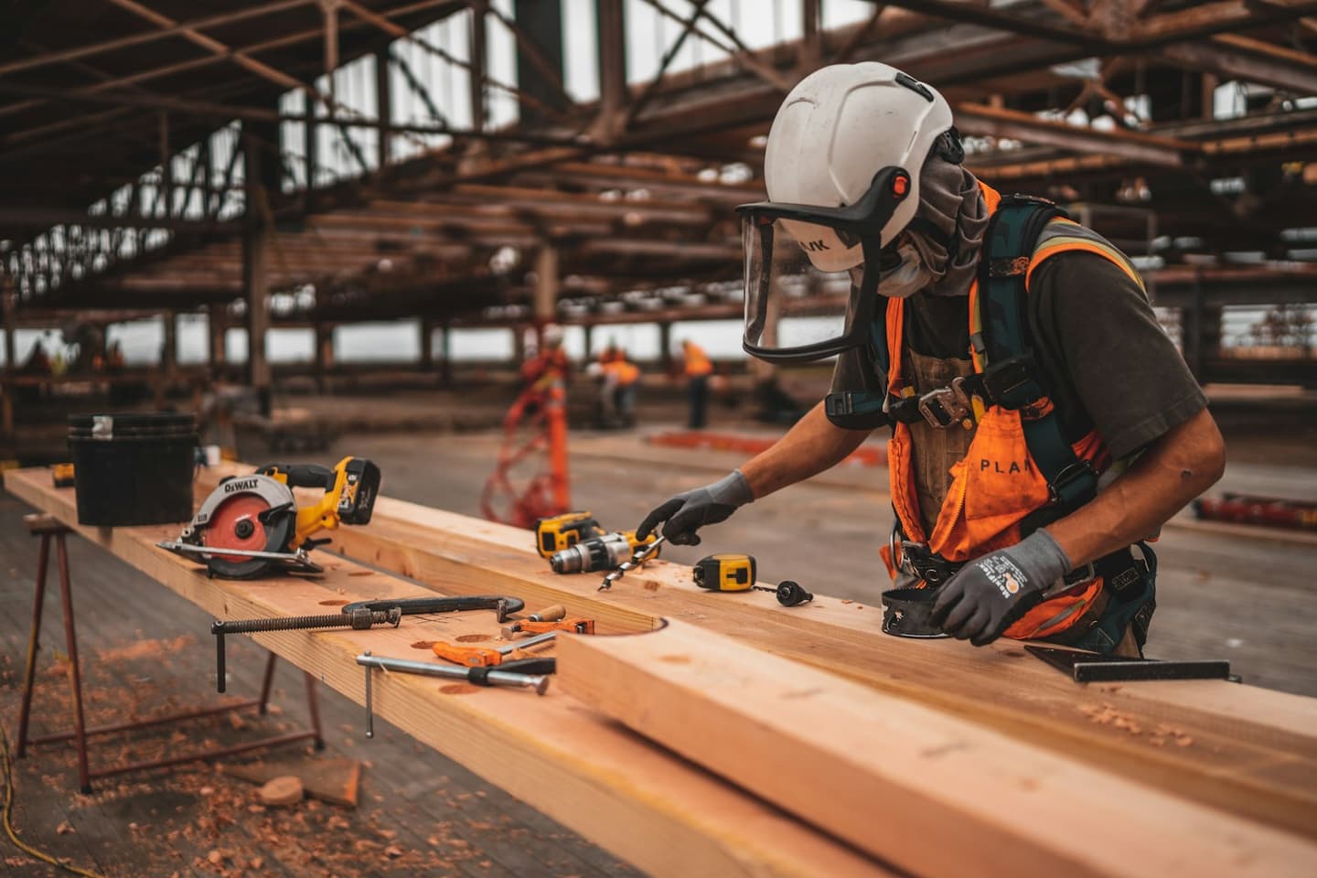 BestFix Home master carpenter cutting architectural framing